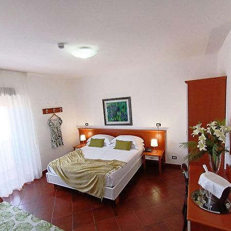 Hotel Martello LMP Exterior foto