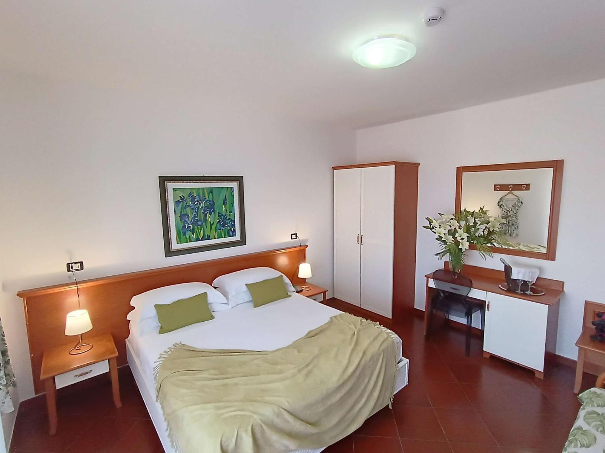 Hotel Martello LMP Exterior foto